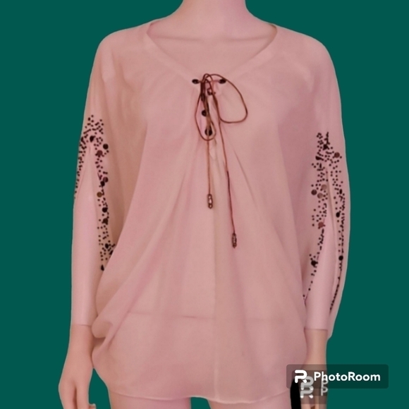 NICOLE MILLER Sequin Split Sleeve Poncho Style Lace-up Festival Blouse - Picture 1 of 9